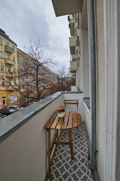 DI - möblierte 3-Zimmer-Wohnung Berlin-Friedrichshain befristet auf 2 Jahre — photo 1